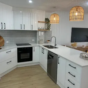 Pacific Place 4* Gold Coast
